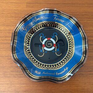 Vintage Glass Hamptons Gurneys Inn Ruffled Snack Dish